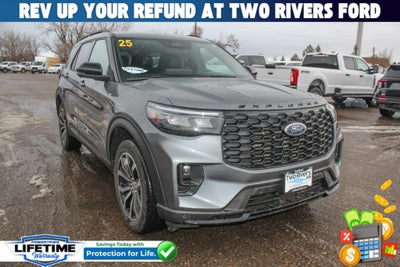 2025 Ford Explorer ST-Line