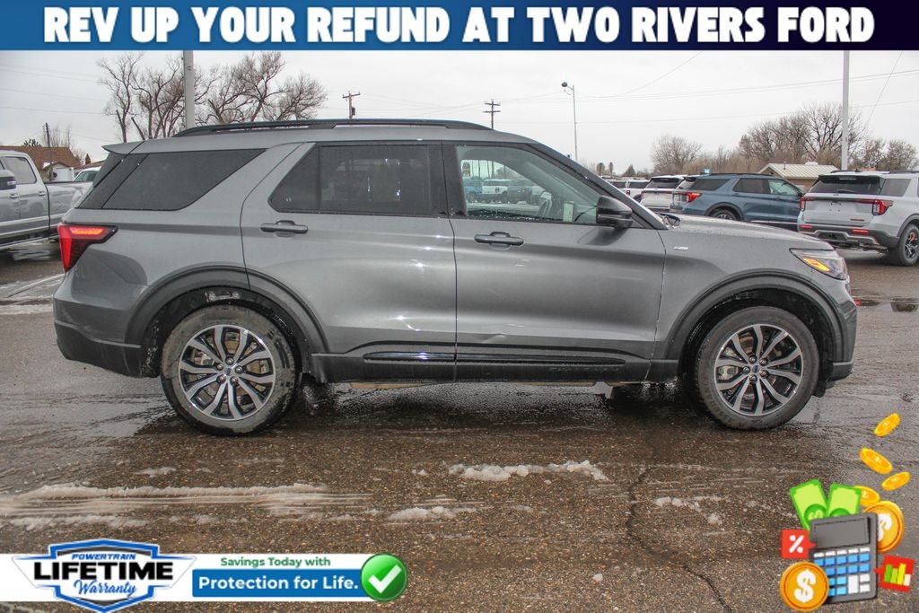 2025 Ford Explorer ST-Line