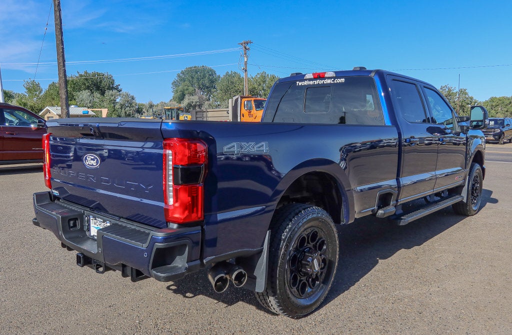 2027 Ford F-350SD Lariat