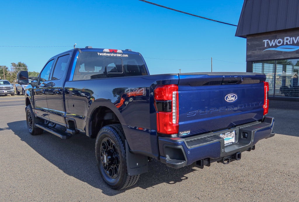 2027 Ford F-350SD Lariat