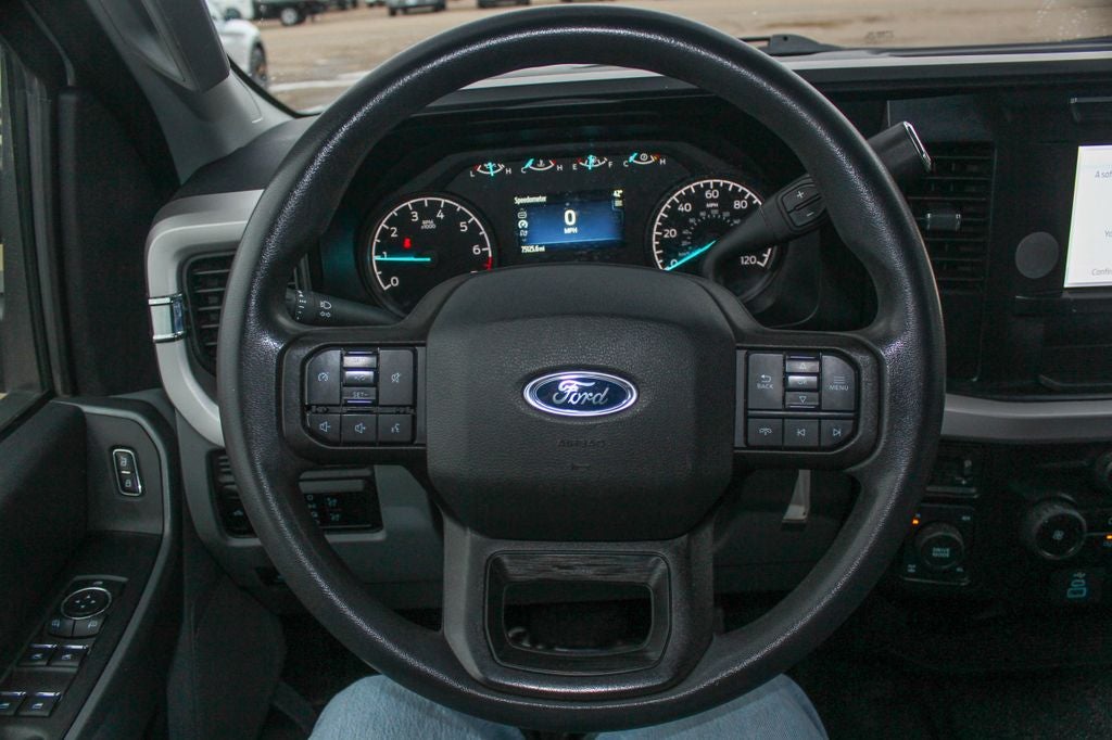 2023 Ford F-350SD Base