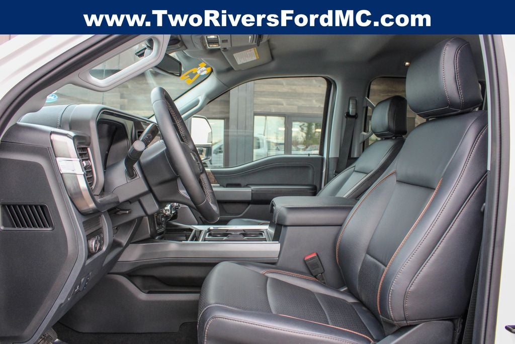 2025 Ford F-350SD Lariat