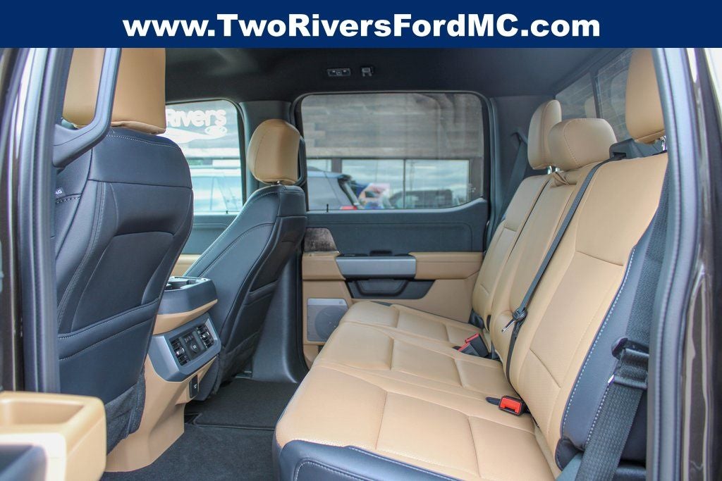 2025 Ford F-350SD Lariat DRW