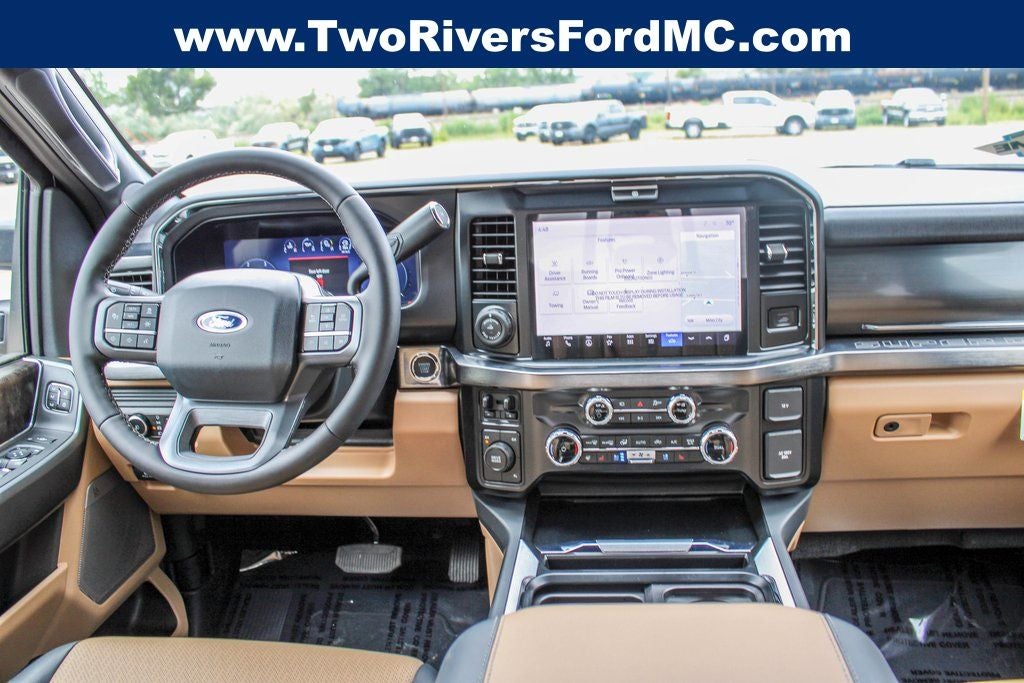 2025 Ford F-350SD Lariat DRW