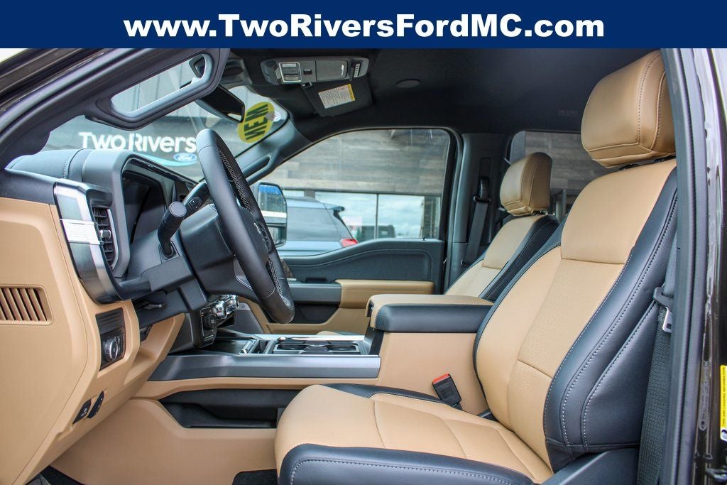 2025 Ford F-350SD Lariat DRW