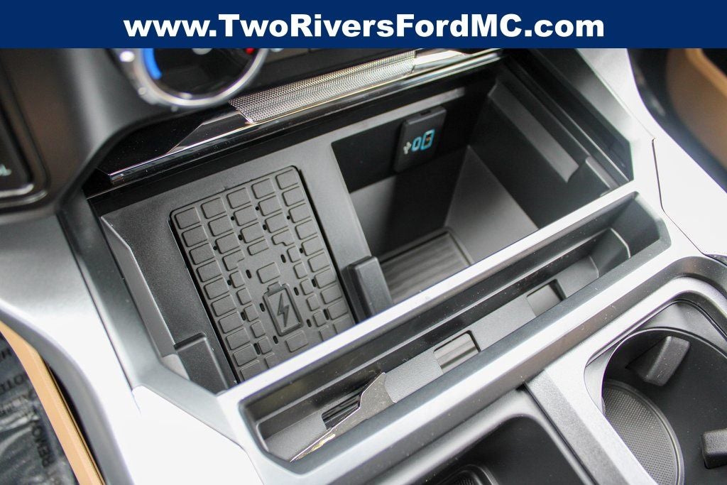 2025 Ford F-350SD Lariat DRW