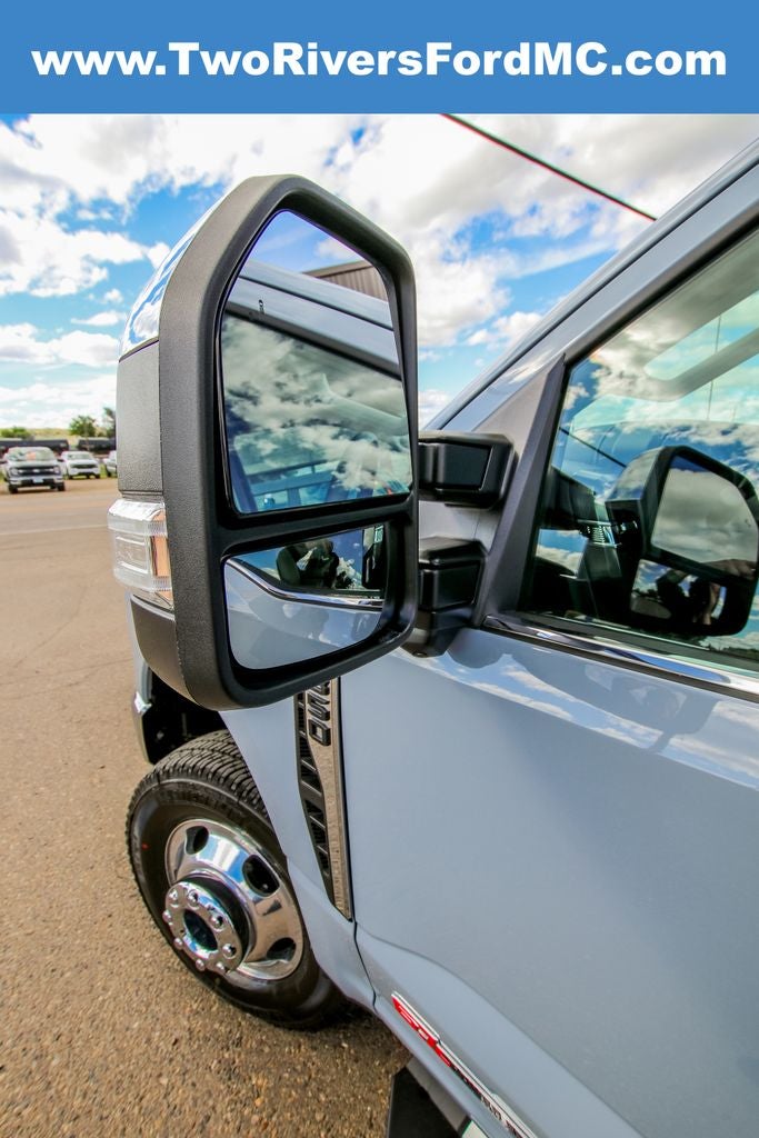 2026 Ford F-350SD Lariat DRW