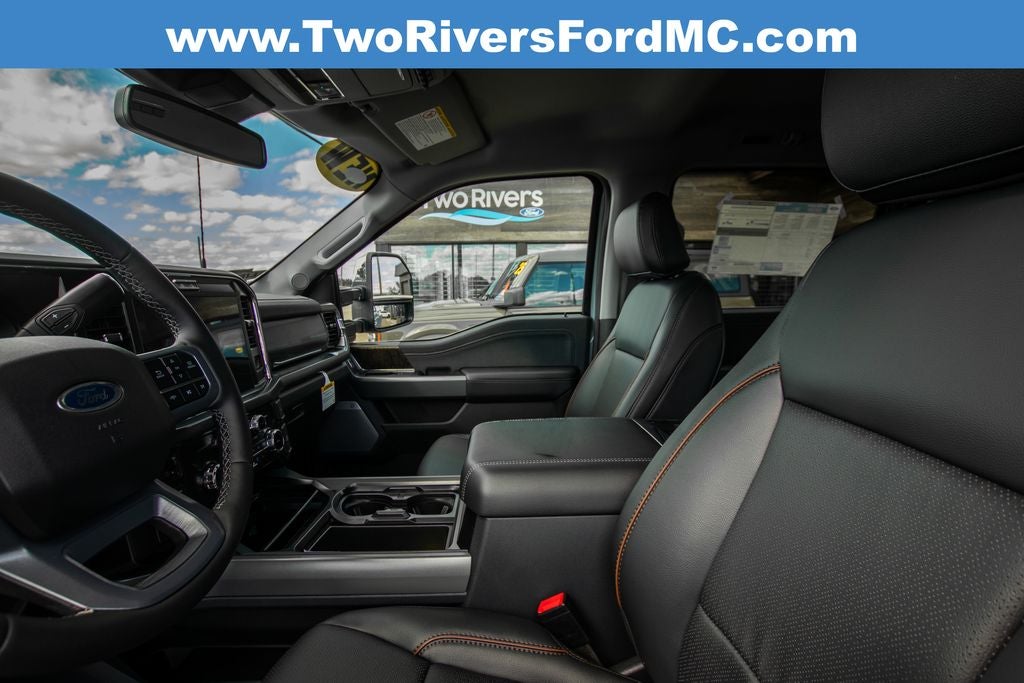 2026 Ford F-350SD Lariat DRW
