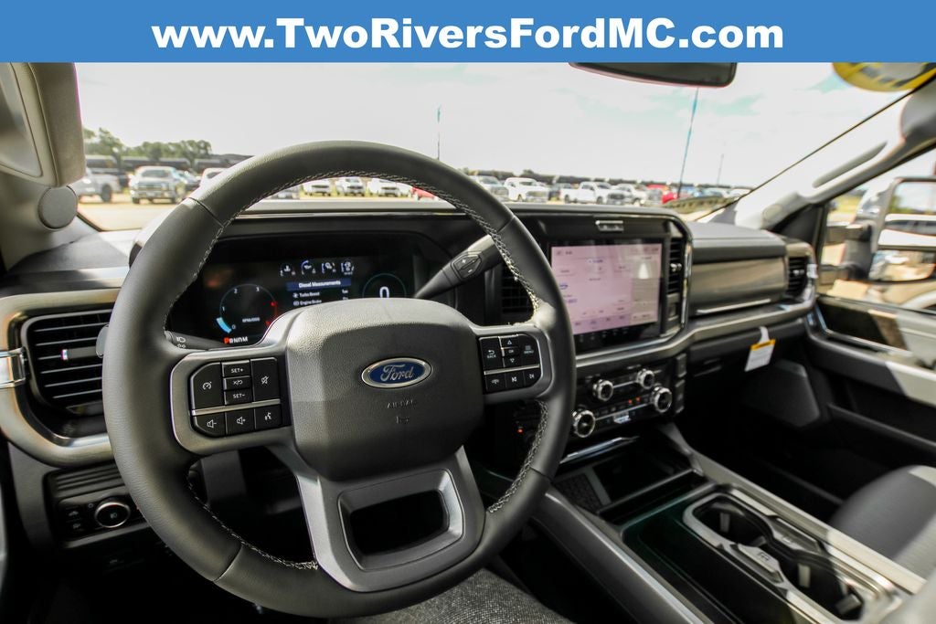 2026 Ford F-350SD Lariat DRW