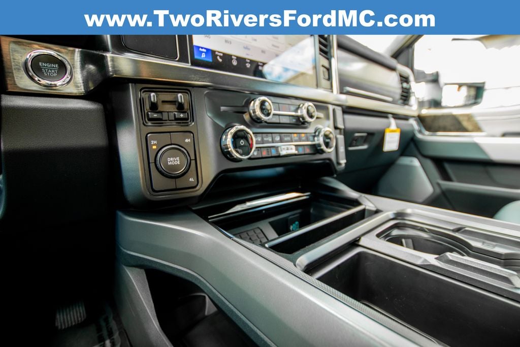 2026 Ford F-350SD Lariat DRW