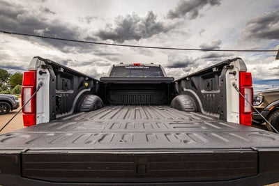 2022 Ford F-450SD Limited DRW