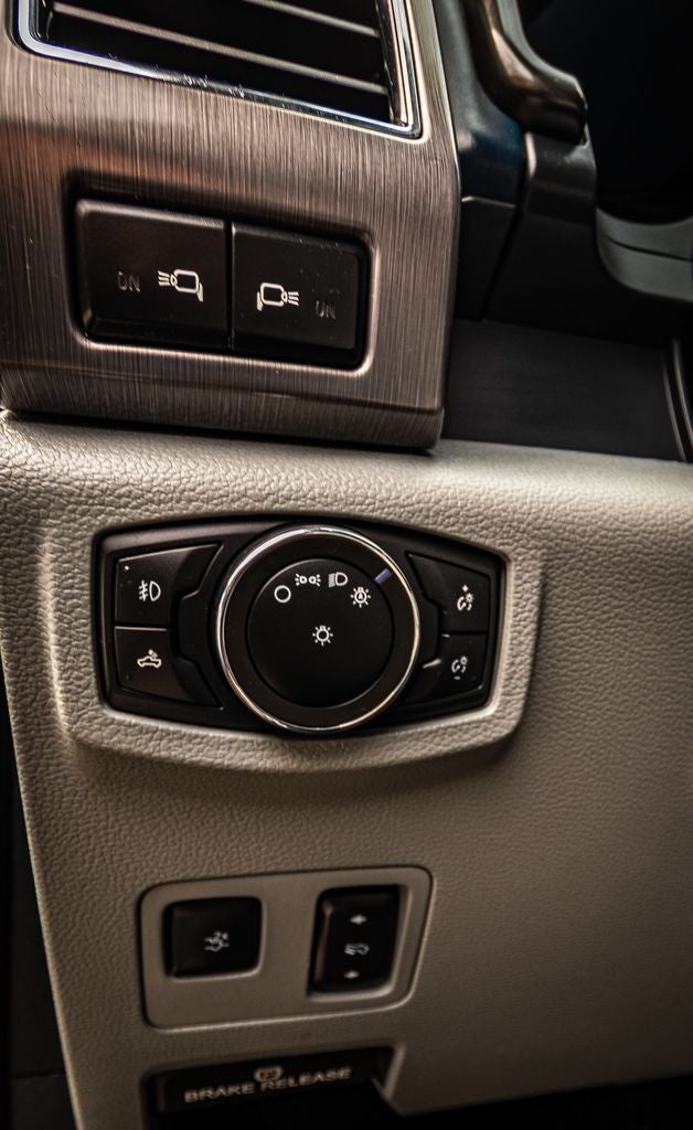 2022 Ford F-450SD Limited DRW