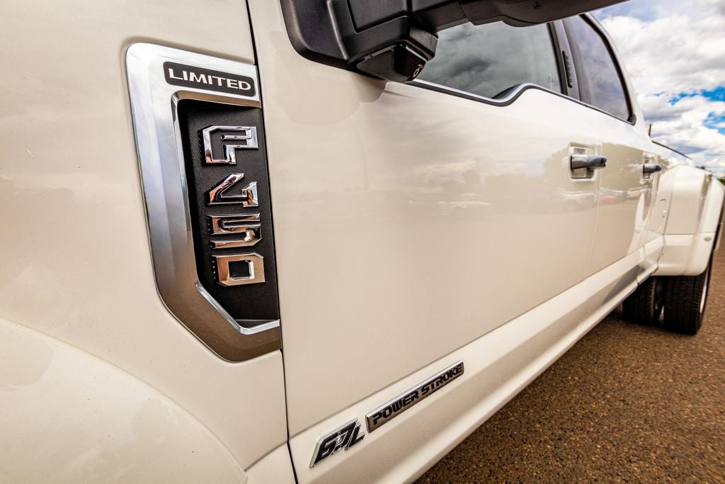 2022 Ford F-450SD Limited DRW