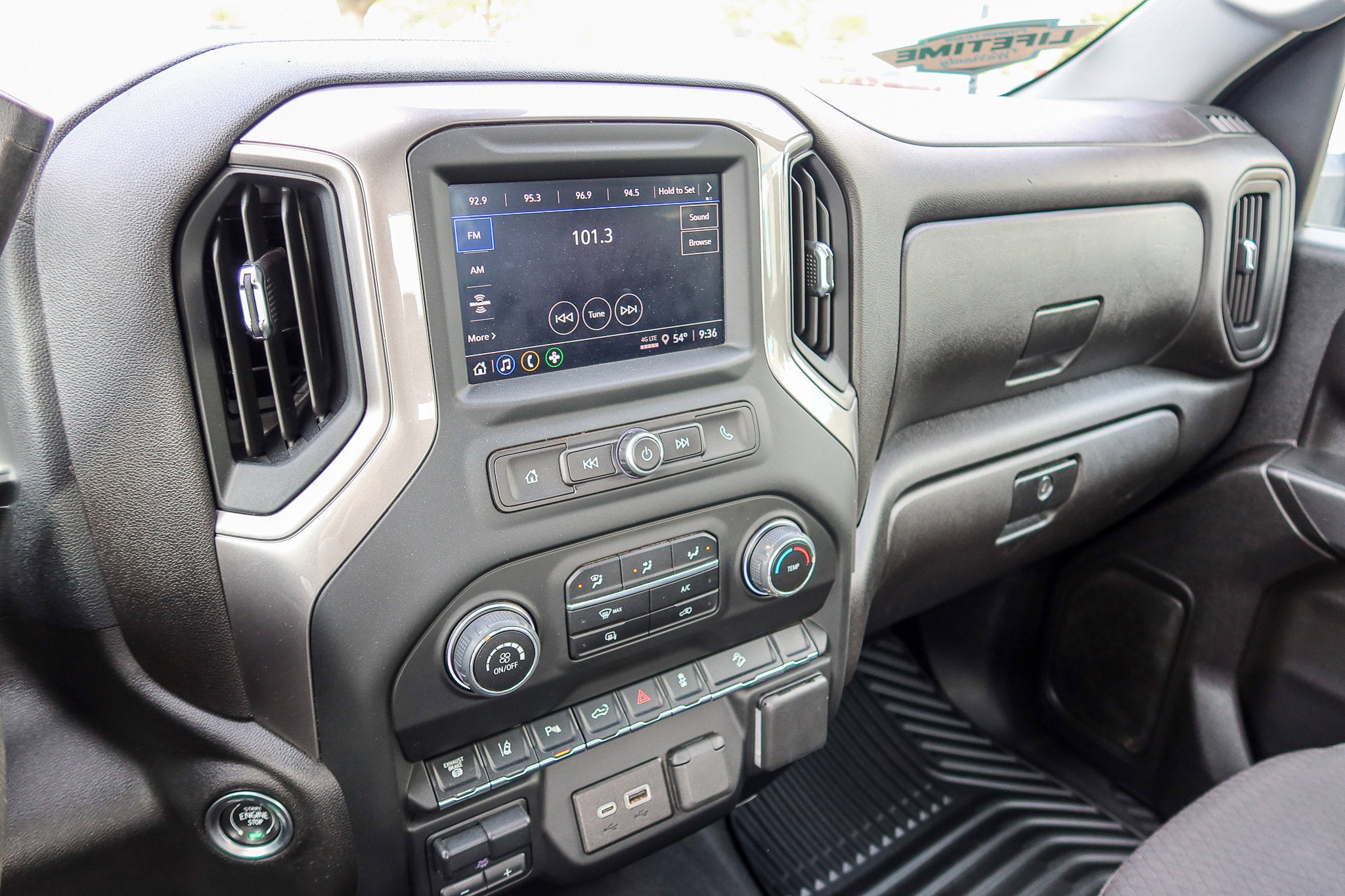 2024 Chevrolet Silverado 3500 HD WT