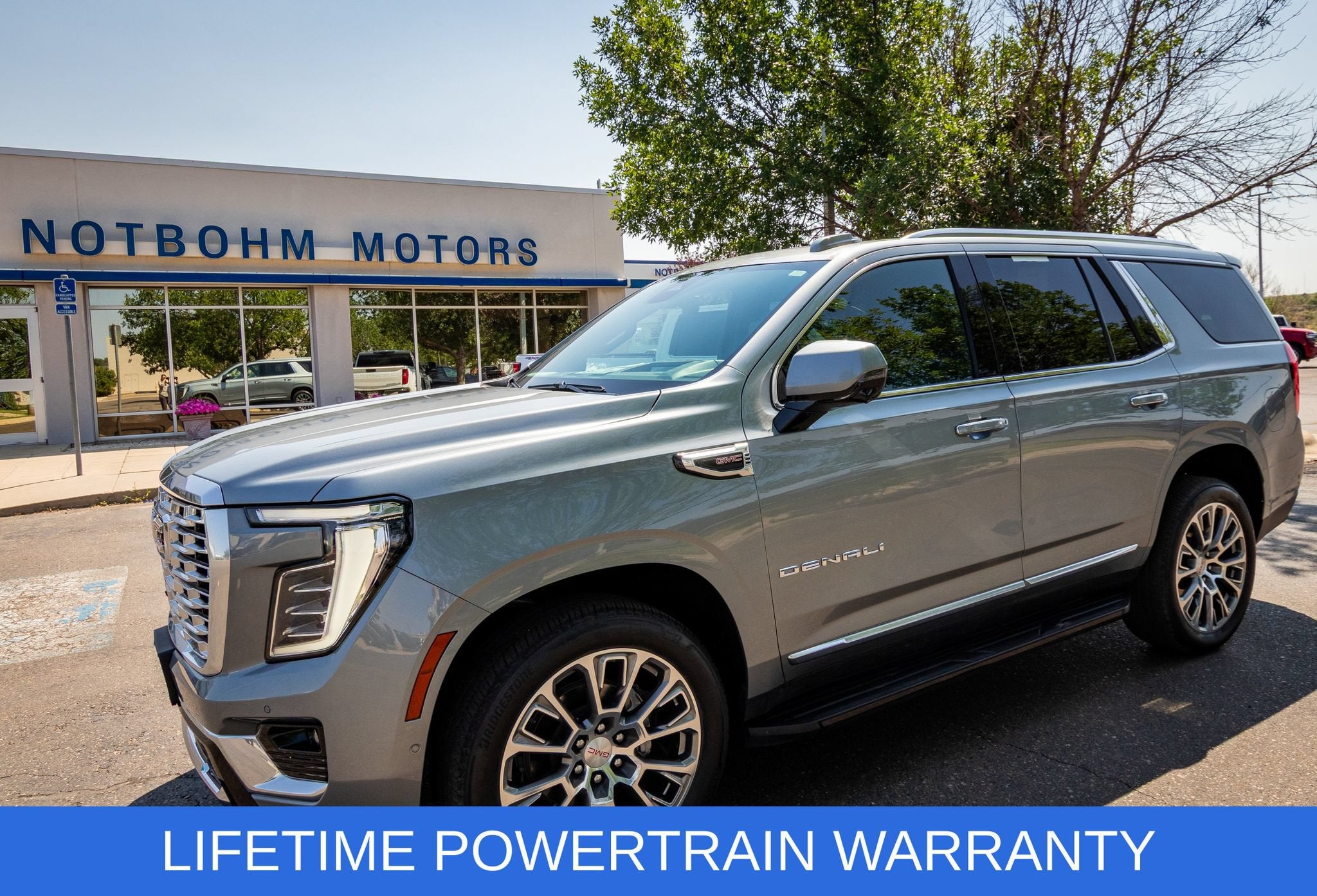 2025 GMC Yukon Denali