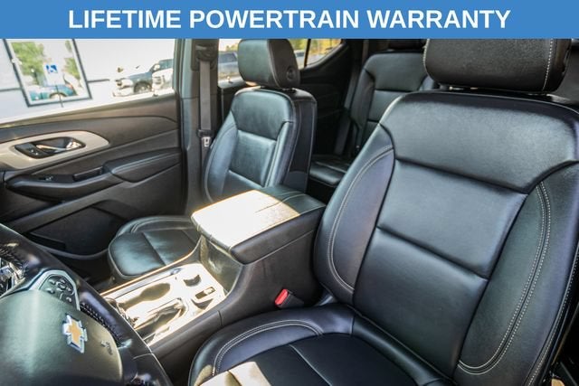 2022 Chevrolet Traverse LT Leather
