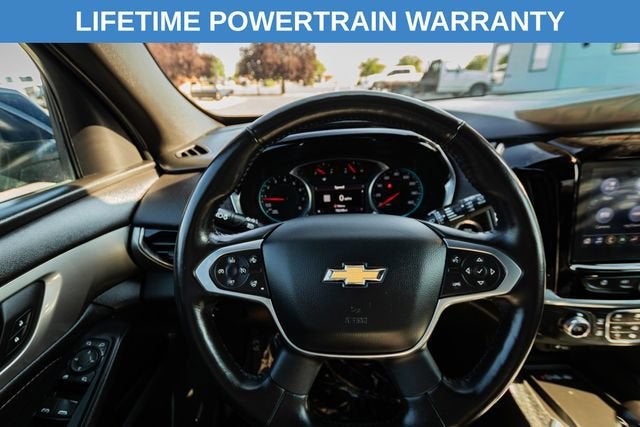 2022 Chevrolet Traverse LT Leather