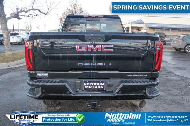 2024 GMC Sierra 3500 HD Denali