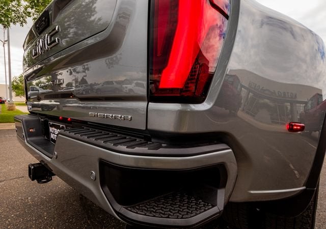 2025 GMC Sierra 3500 HD Denali Ultimate DRW