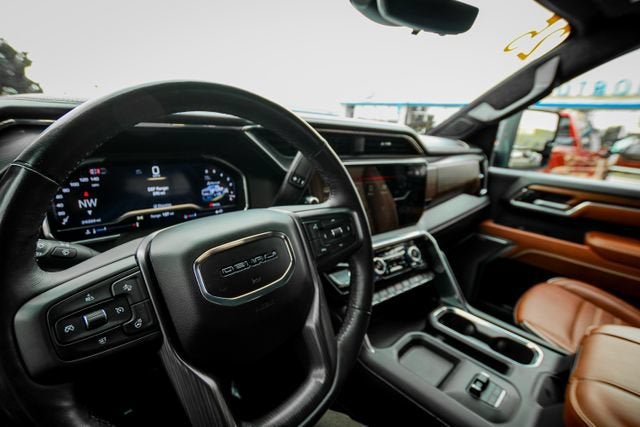 2025 GMC Sierra 3500 HD Denali Ultimate DRW