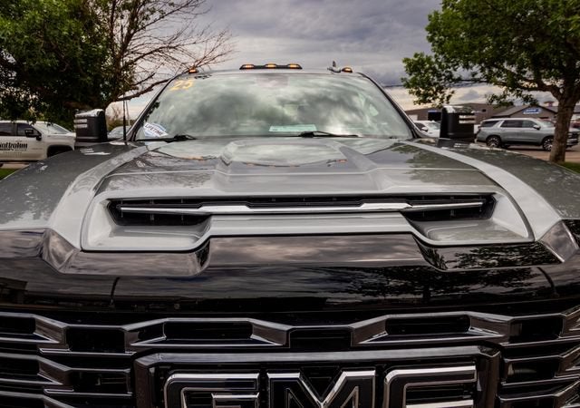 2025 GMC Sierra 3500 HD Denali Ultimate DRW