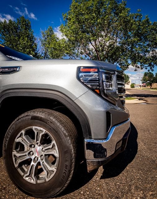 2025 GMC Sierra 1500 SLT