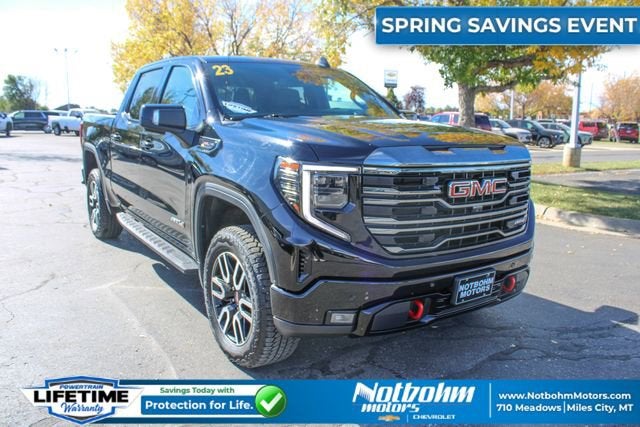 2023 GMC Sierra 1500 AT4