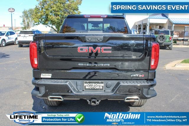 2023 GMC Sierra 1500 AT4