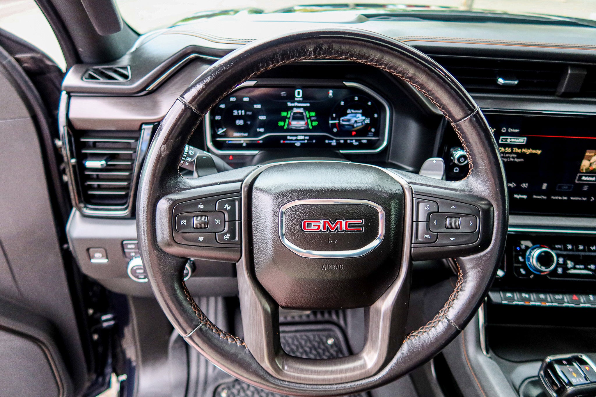 2023 GMC Sierra 1500 AT4