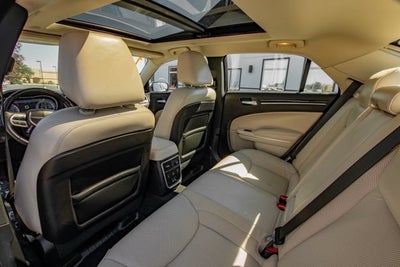2017 Chrysler 300 300C