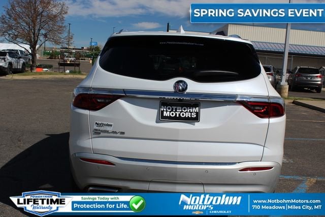 2023 Buick Enclave Essence